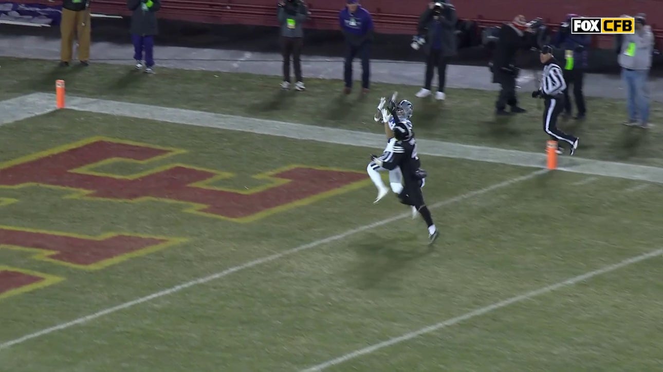 Kansas State's Avery Johnson connects with Jayce Brown for a 28-yard TD to even the score against Iowa State